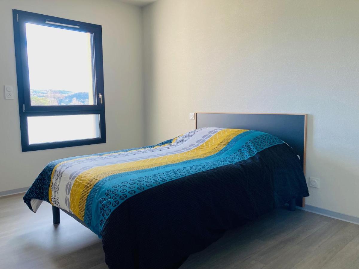 Residence Services Seniors Монтиньяк Экстерьер фото